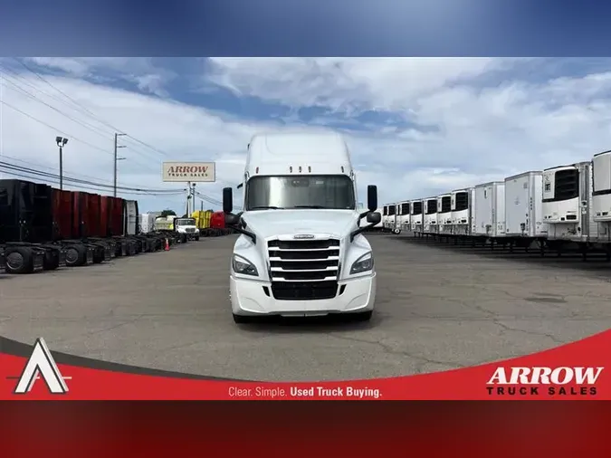 2022 FREIGHTLINER CA126