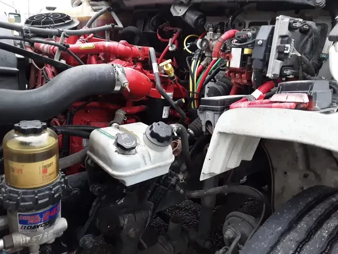 2017 FREIGHTLINER/MERCEDES M2 106