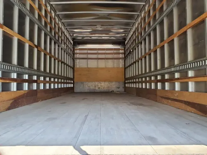 2020 FREIGHTLINER/MERCEDES M2 106