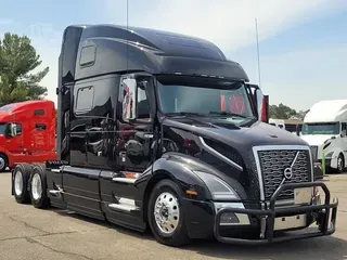 2024 VOLVO VNL64T860