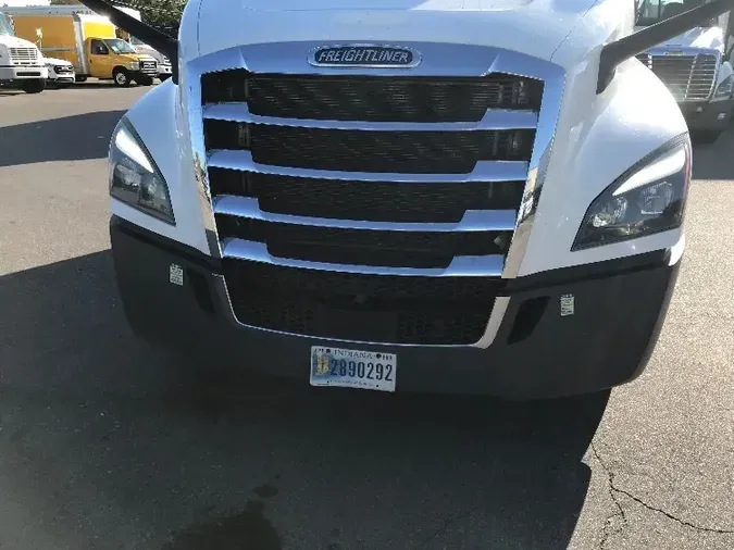 2020 Freightliner T12662ST