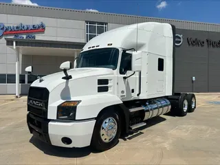 2019 MACK AN64T70