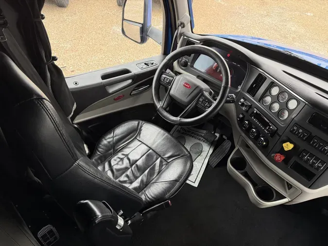 2023 Peterbilt 579d78d1d3b7690d9006070c8c29cde3e8f