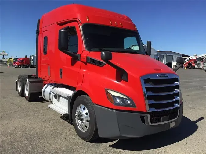 2020 FREIGHTLINER CA116