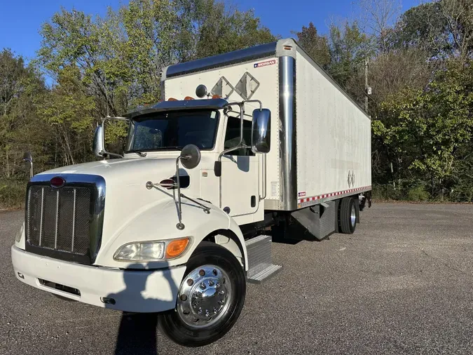 2015 Peterbilt 337