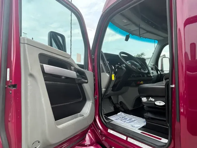 2022 Kenworth T680