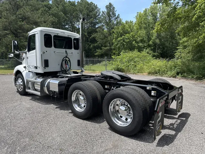 2022 Peterbilt 579