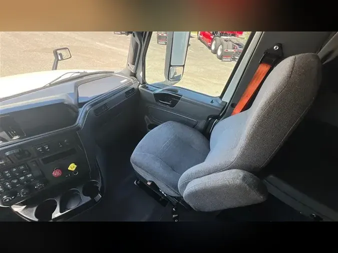 2022 INTERNATIONAL LT625