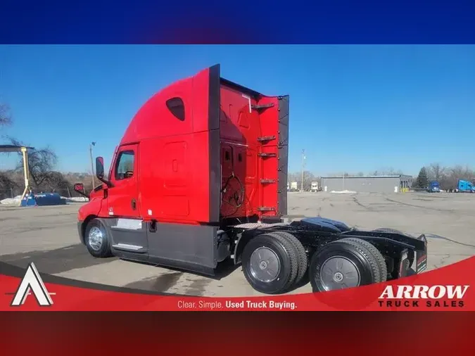 2021 FREIGHTLINER CA126