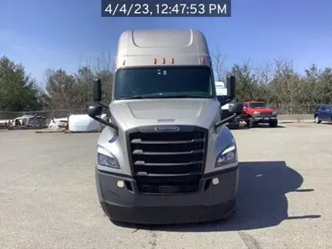 2020 Freightliner Cascadia