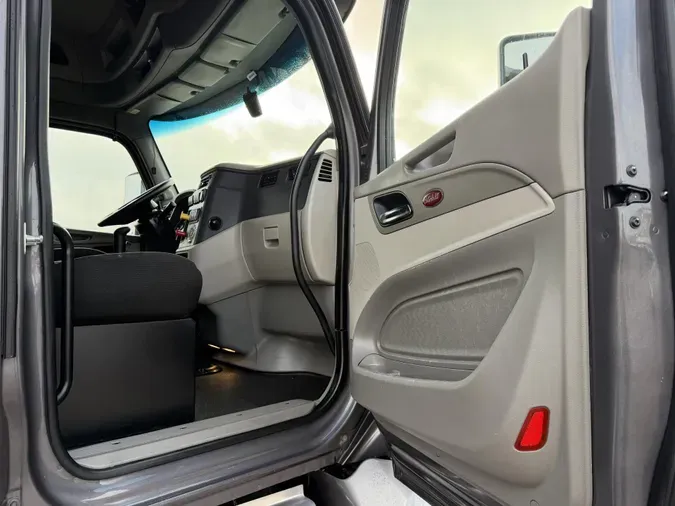 2019 Peterbilt 579