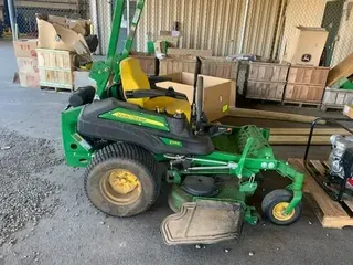 2019 John Deere Z915E
