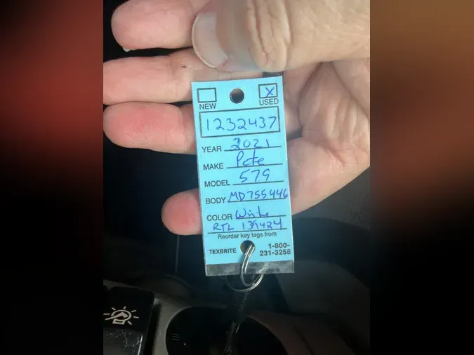 2021 Peterbilt 579d79d71d4ed235901cc4bfe5486e1abb9