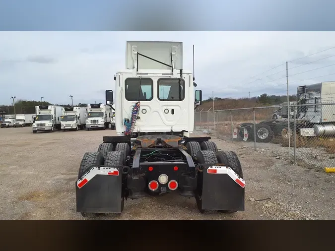 2018 FREIGHTLINER/MERCEDES CASCADIA 125
