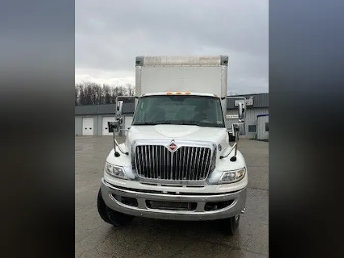 2016 INTERNATIONAL 4300