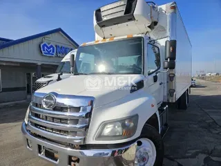 2015 HINO 338 Reefer