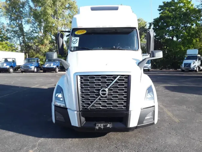 2020 VOLVO VNL64T-760