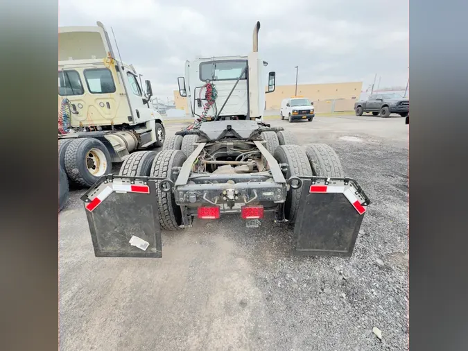 2018 NAVISTAR INTERNATIONAL LT625 DAYCAB T/A