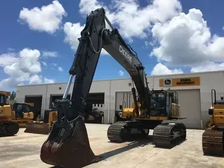 2020 John Deere 470G LC