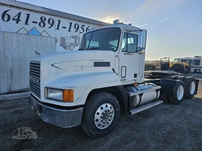 1999 MACK CH600d7b0fa6bd1e5bb92f902f4d62ce493c5