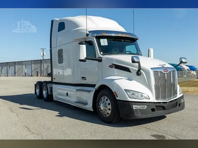 2022 PETERBILT 579