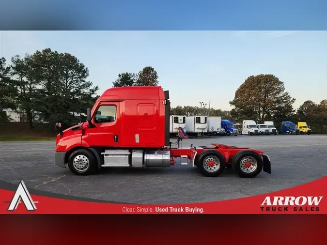 2020 FREIGHTLINER CA116