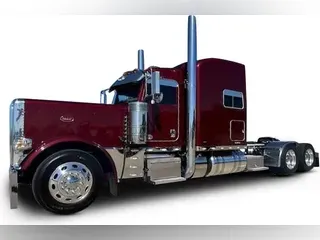 2022 Peterbilt 389
