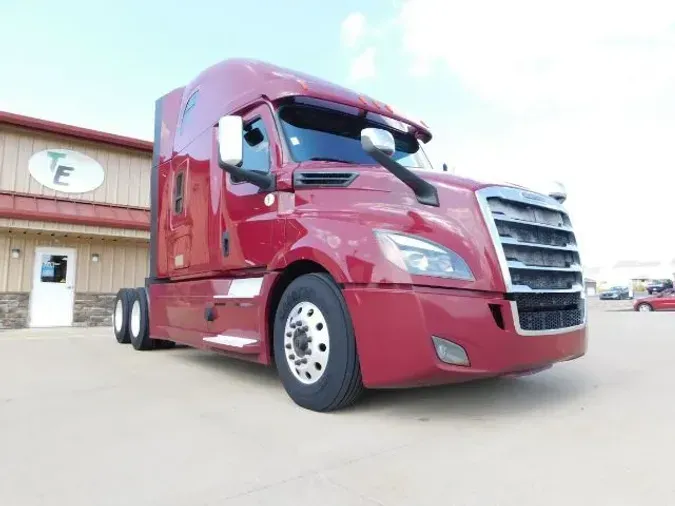 2020 Freightliner New Cascadia 126d7babbae00a5b8dfc48427261e1a1c0f