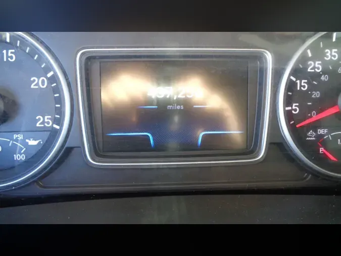 2021 International LT625