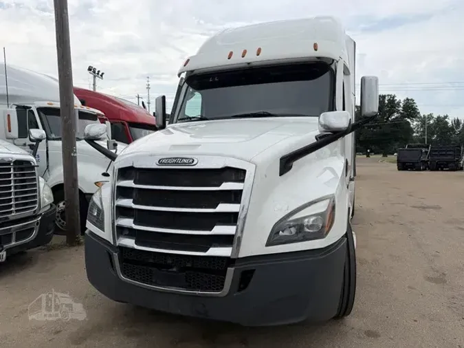 2022 FREIGHTLINER CASCADIA 126