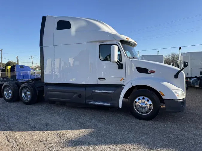 2021 Peterbilt 579d7bdfccbd6e43cebf64a61a38ce15b95