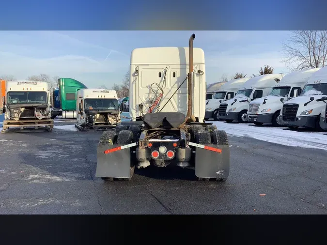 2020 Freightliner Cascadia 126d7bfed4ccdb44ab7af1cd2a0b7ecb22b