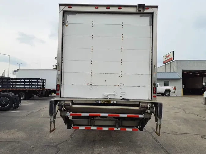 2019 FREIGHTLINER M2 106