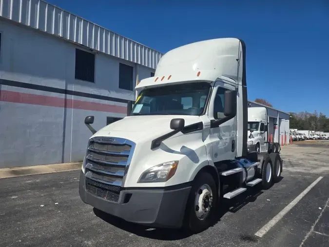 2019 FREIGHTLINER/MERCEDES NEW CASCADIA 116