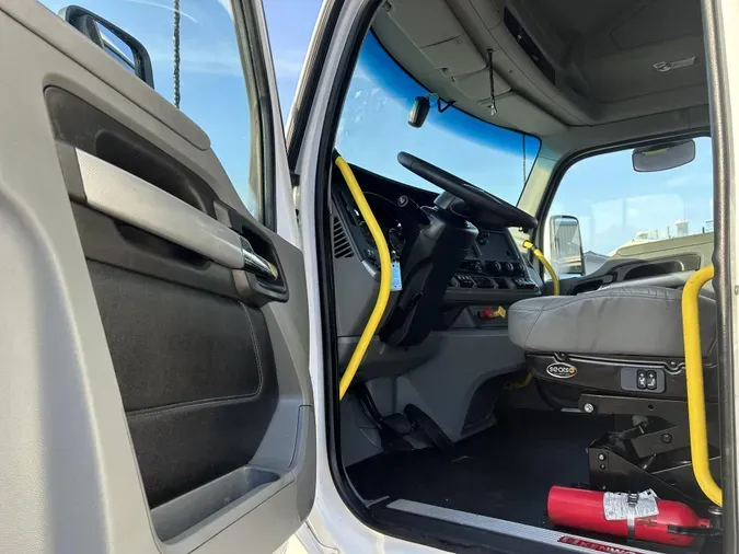 2021 Kenworth T680
