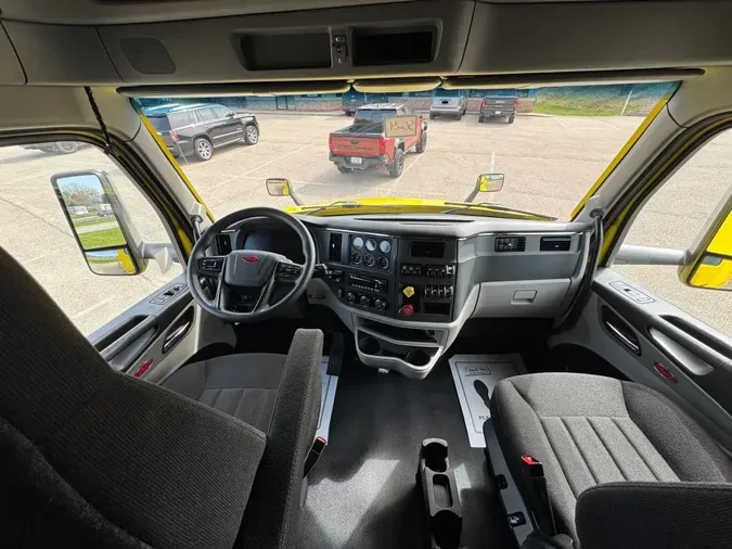 2024 PETERBILT 579
