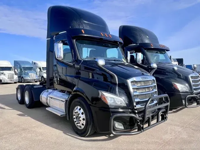 2022 FREIGHTLINER CASCADIA 116d7c4ffb2ba9953d4ac5ea92066d753c3