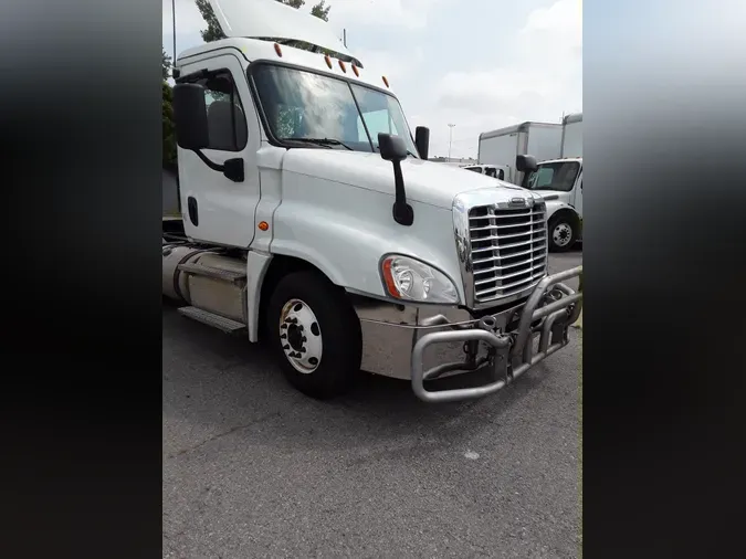 2019 FREIGHTLINER/MERCEDES CASCADIA 125