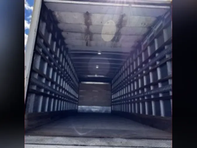 2018 FREIGHTLINER M2 106