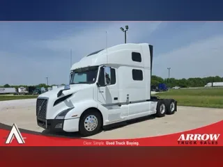 2021 VOLVO VNL860