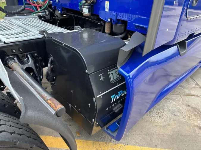 2022 Kenworth T680d7cc2eaf476fa524b85018de9e7e13a7