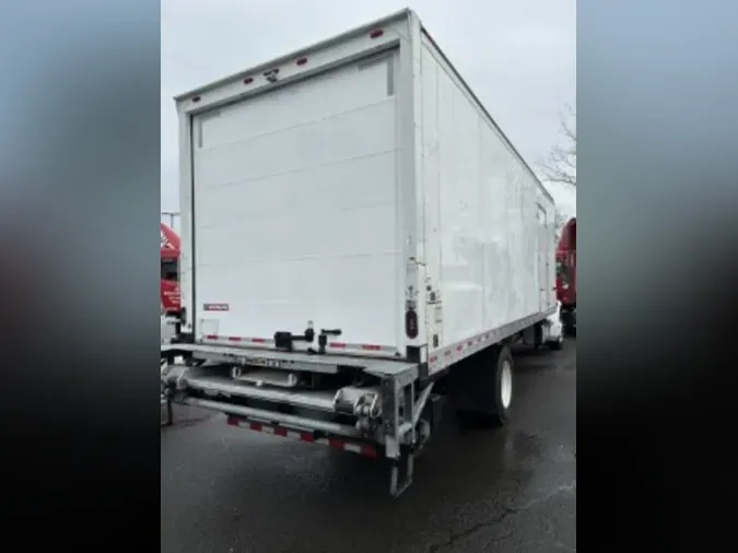 2020 FREIGHTLINER/MERCEDES M2 106