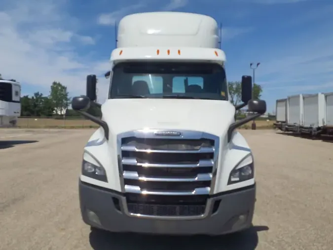 2020 FREIGHTLINER/MERCEDES NEW CASCADIA 116