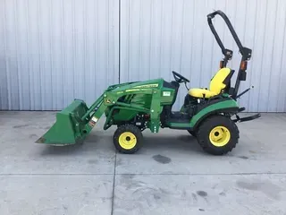 2018 John Deere 1025R