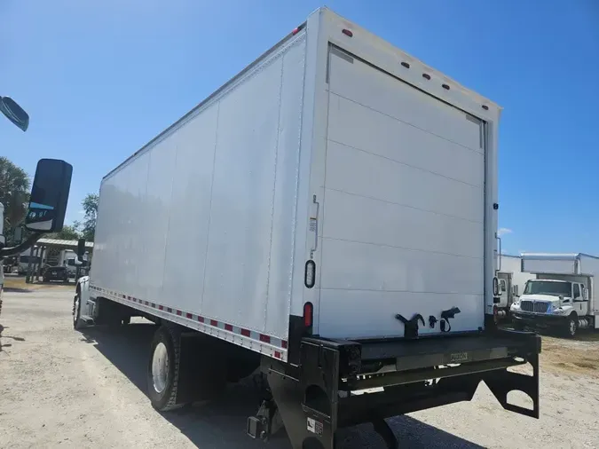 2016 FREIGHTLINER/MERCEDES M2 106