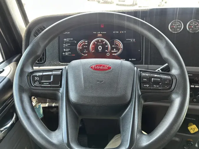 2023 Peterbilt 389