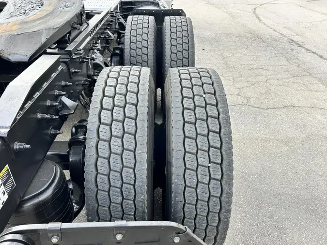 2023 Peterbilt 579d7dd251b0d92ed136fe11c455ae4cff7