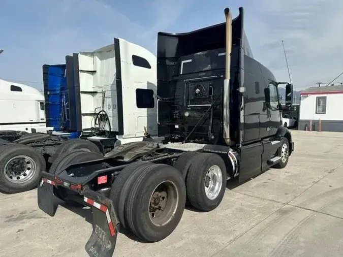 2018 Volvo VNL670d7ddfa044c9b85991282ad88a335e2c7