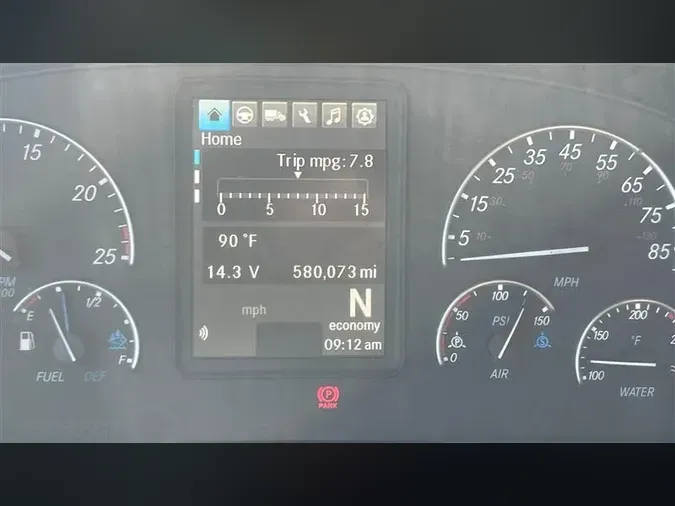 2021 FREIGHTLINER CA126