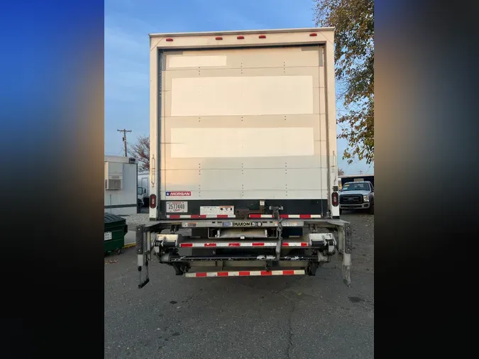 2018 FREIGHTLINER/MERCEDES M2 106